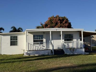 Mobile Home at 1425 Autunm Dr. Tampa, FL 33613