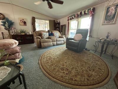 Photo 5 of 14 of home located at 471 Petunia Drive Fruitland Park, FL 34731