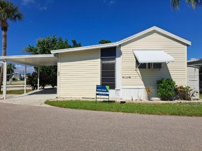 Photo 2 of 8 of home located at 3701 Baynard Drive Lot J22 Punta Gorda, FL 33950