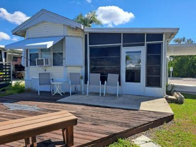 Photo 3 of 8 of home located at 3701 Baynard Drive Lot J22 Punta Gorda, FL 33950