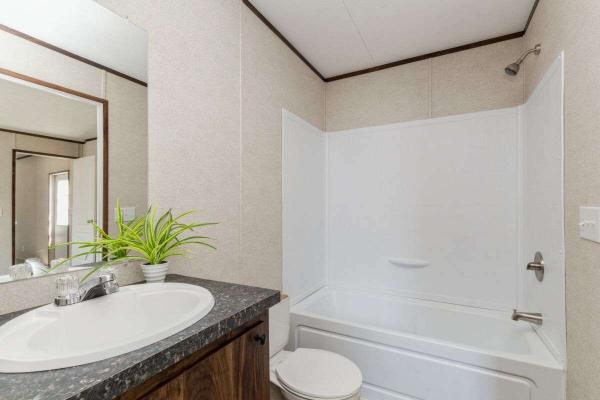 Photo 1 of 2 of home located at 434 Northgate Fairdale, KY 40118