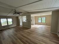 1983 Schult Manufactured Home