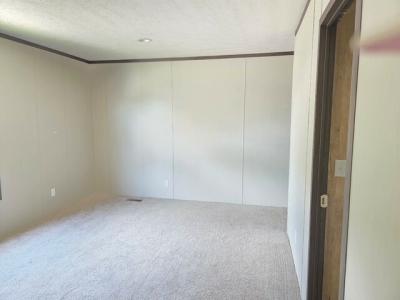 Photo 5 of 6 of home located at 2900 South Interstate Hwy 35 #201 Waxahachie, TX 75165