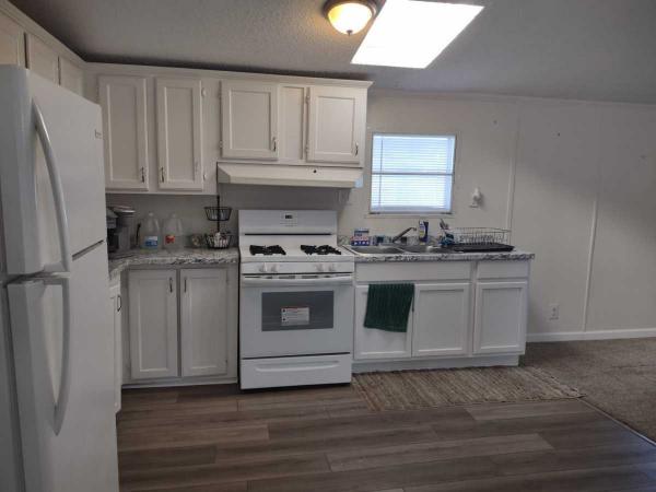 1992 Carrollton Manufactured Home