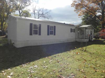 Photo 5 of 44 of home located at 17 Jones Rd Lot#52 Saratoga Springs, NY 12866