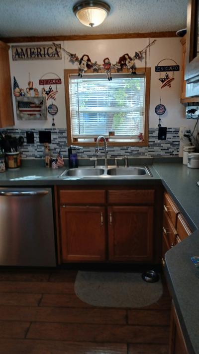 Photo 5 of 7 of home located at 5359 Cypress Dr. #406 White Lake, MI 48383