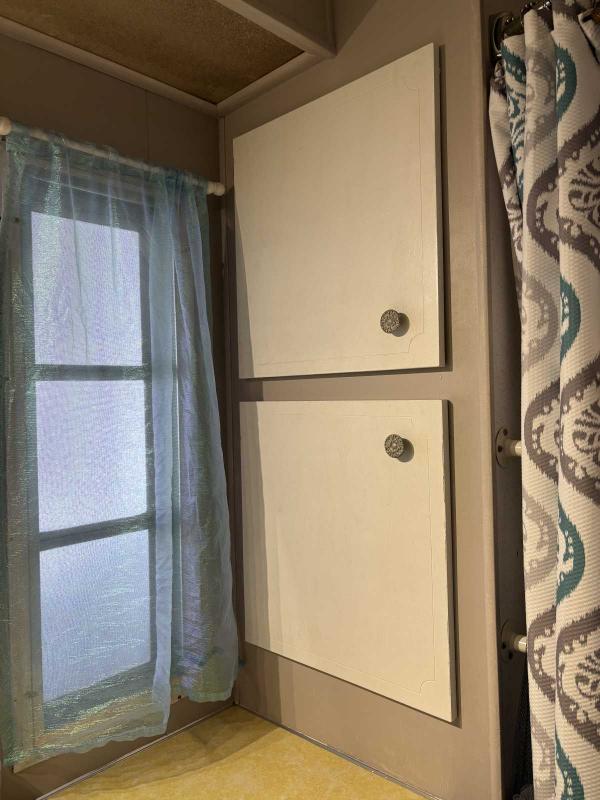 1977 Manufactured Home