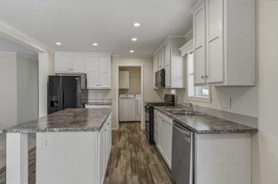 Photo 3 of 7 of home located at 312 Kingsway Dr North Mankato, MN 56003