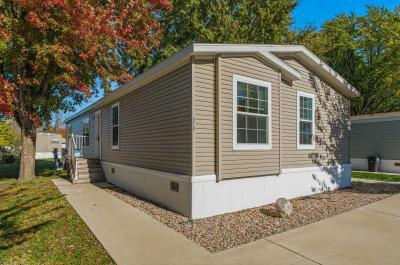 Mobile Home at 312 Kingsway Dr North Mankato, MN 56003