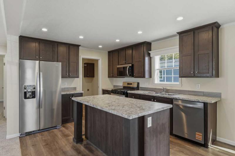 View 194 Kingsway Dr