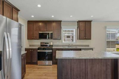 Photo 3 of 8 of home located at 194 Kingsway Dr North Mankato, MN 56003