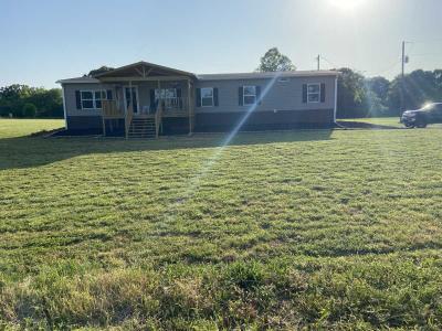 Photo 2 of 15 of home located at 1711 Cr 336 Danville, AL 35619