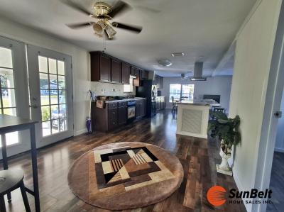 Photo 5 of 58 of home located at 6503 Lakewood Drive Unit A Ocala, FL 34472