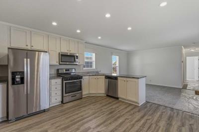 Photo 2 of 6 of home located at 196 Kingsway Dr North Mankato, MN 56003