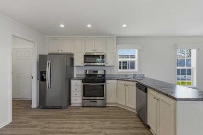 Photo 3 of 6 of home located at 196 Kingsway Dr North Mankato, MN 56003