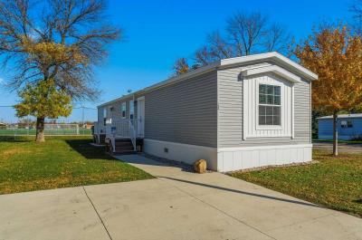 Mobile Home at 124 Kingsway Dr North Mankato, MN 56003