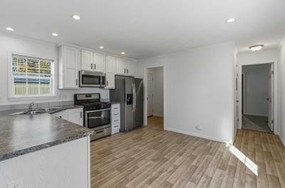 Photo 3 of 6 of home located at 124 Kingsway Dr North Mankato, MN 56003