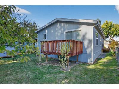 Photo 3 of 12 of home located at 18789 Central Pt. #8 Oregon Ciyt, OR 97045