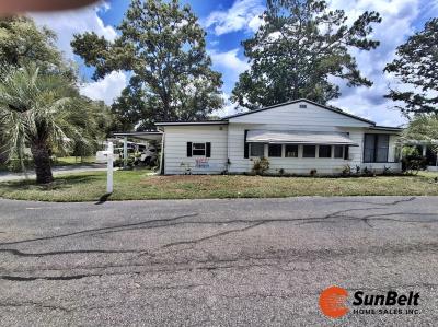 Photo 2 of 68 of home located at 1704 B Sedgefield Lane, Lot 453 Ocala, FL 34472