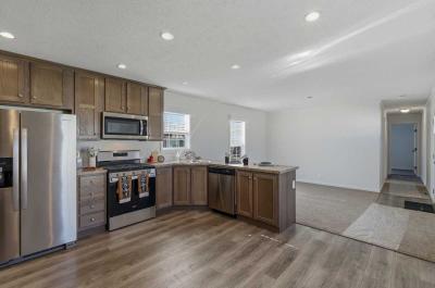 Photo 2 of 9 of home located at 274 Kingsway Dr North Mankato, MN 56003