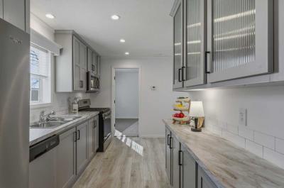 Mobile Home at 115 Kingsway Dr. North Mankato, MN 56003