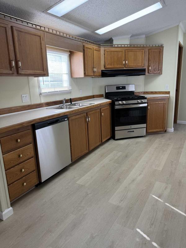 1993 Manufactured Home