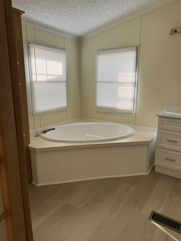 1993 Manufactured Home