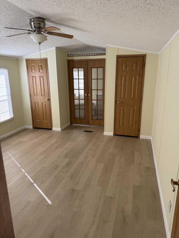 1993 Manufactured Home