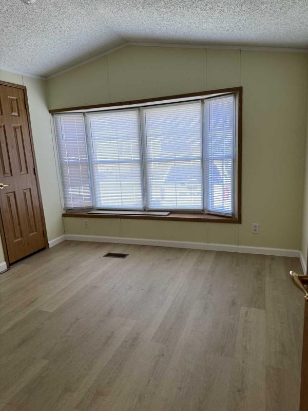 1993 Manufactured Home