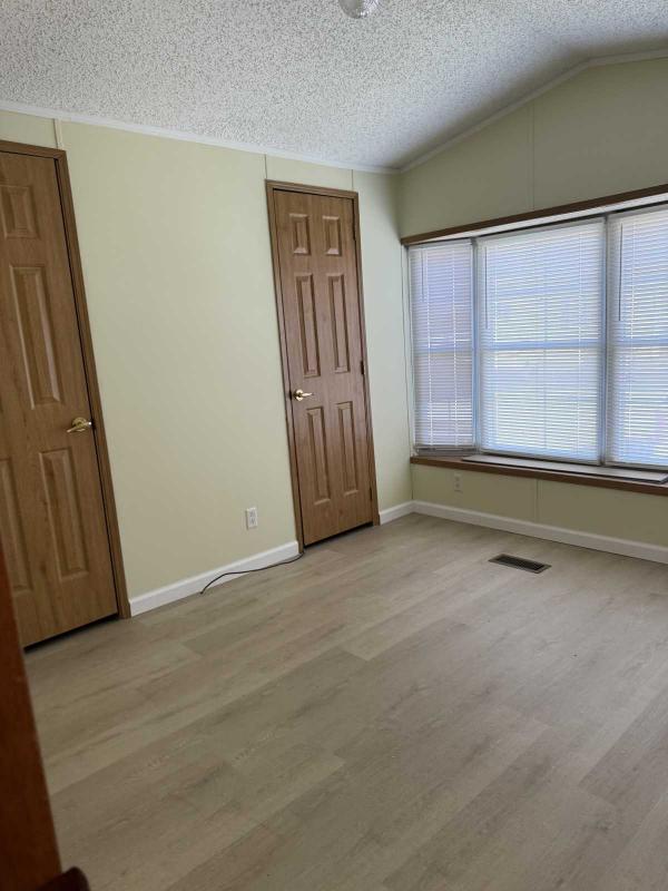 1993 Manufactured Home