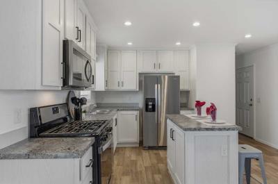 Photo 3 of 18 of home located at 165 Kingsway Drive North Mankato, MN 56003