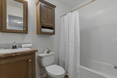 Photo 4 of 13 of home located at 258 Kingsway Dr North Mankato, MN 56003