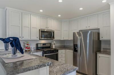 Photo 3 of 7 of home located at 151 Kingsway Dr North Mankato, MN 56003