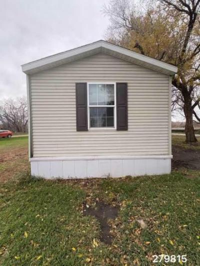 Mobile Home at 4640 87th St NW Burlington, ND 58722