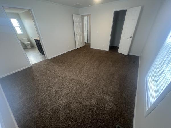 2019 Champion RA2864247 Mobile Home