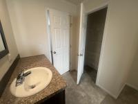 2019 Champion RA2864247 Mobile Home