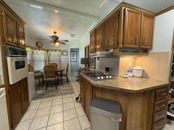 1987 Palm HS Mobile Home