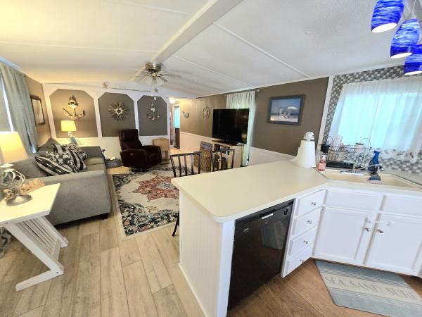 1985 SKYLINE Mobile Home