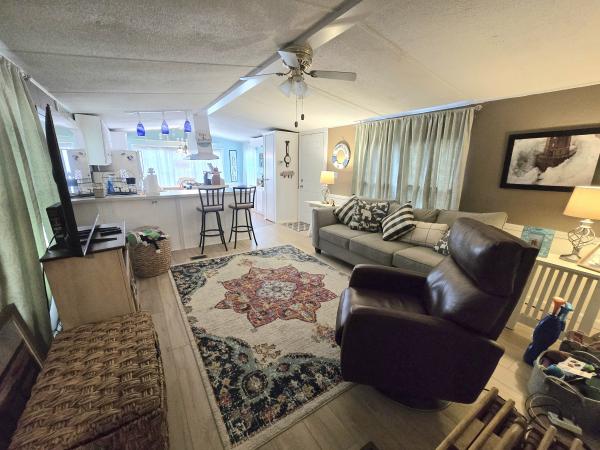 1985 SKYLINE Mobile Home