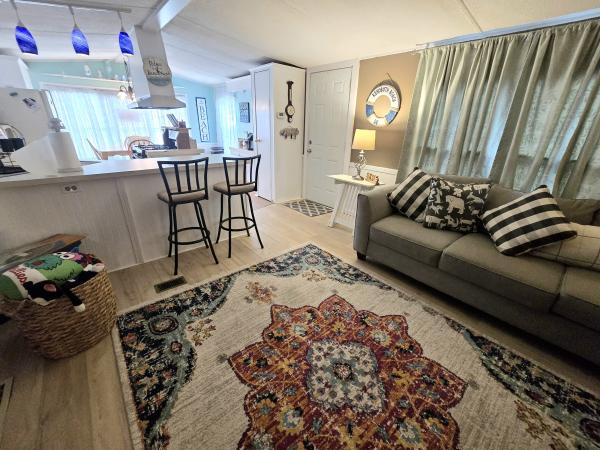 1985 SKYLINE Mobile Home