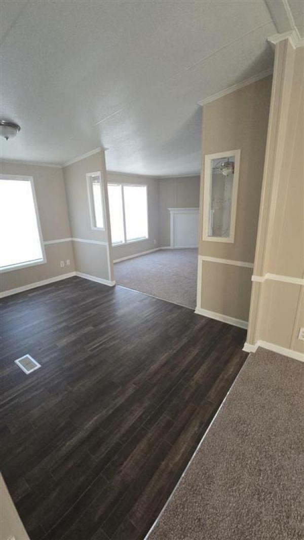 Photo 1 of 2 of home located at 9401 Wilson Blvd Lot #326 Columbia, SC 29203