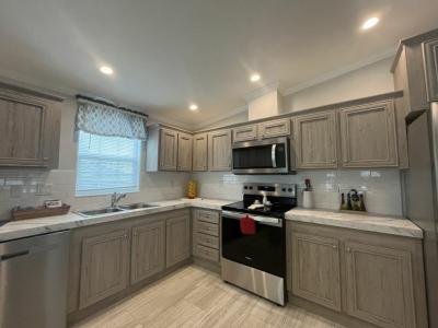 Photo 4 of 21 of home located at 142 Bimini Cay Circle Vero Beach, FL 32966