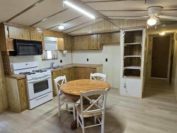 1984 Catalina Unknown Mobile Home