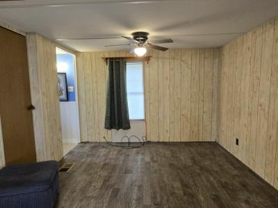 Photo 5 of 14 of home located at 911 Pamela Street Wildwood, FL 34785