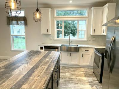 Photo 5 of 21 of home located at 425 Union St Vero Beach, FL 32966