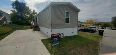 Photo 5 of 12 of home located at 2525 County Line Rd., #163 Des Moines, IA 50321