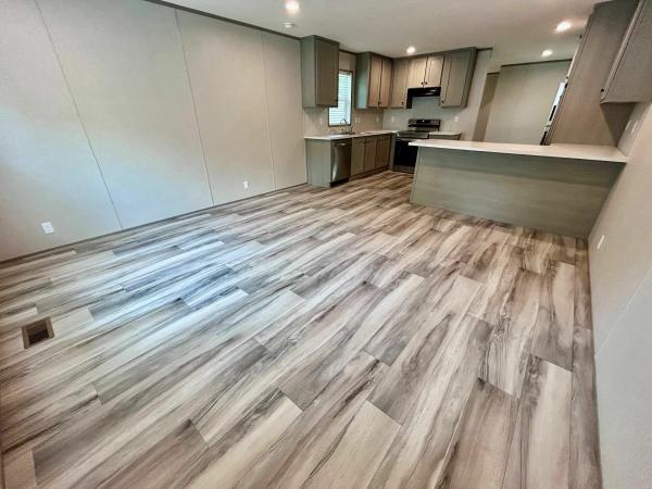 2025 Clayton Homes Inc Mobile Home For Sale