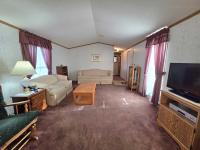 1999 Commodore Mobile Home