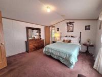 1999 Commodore Mobile Home