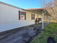 1999 Commodore Mobile Home